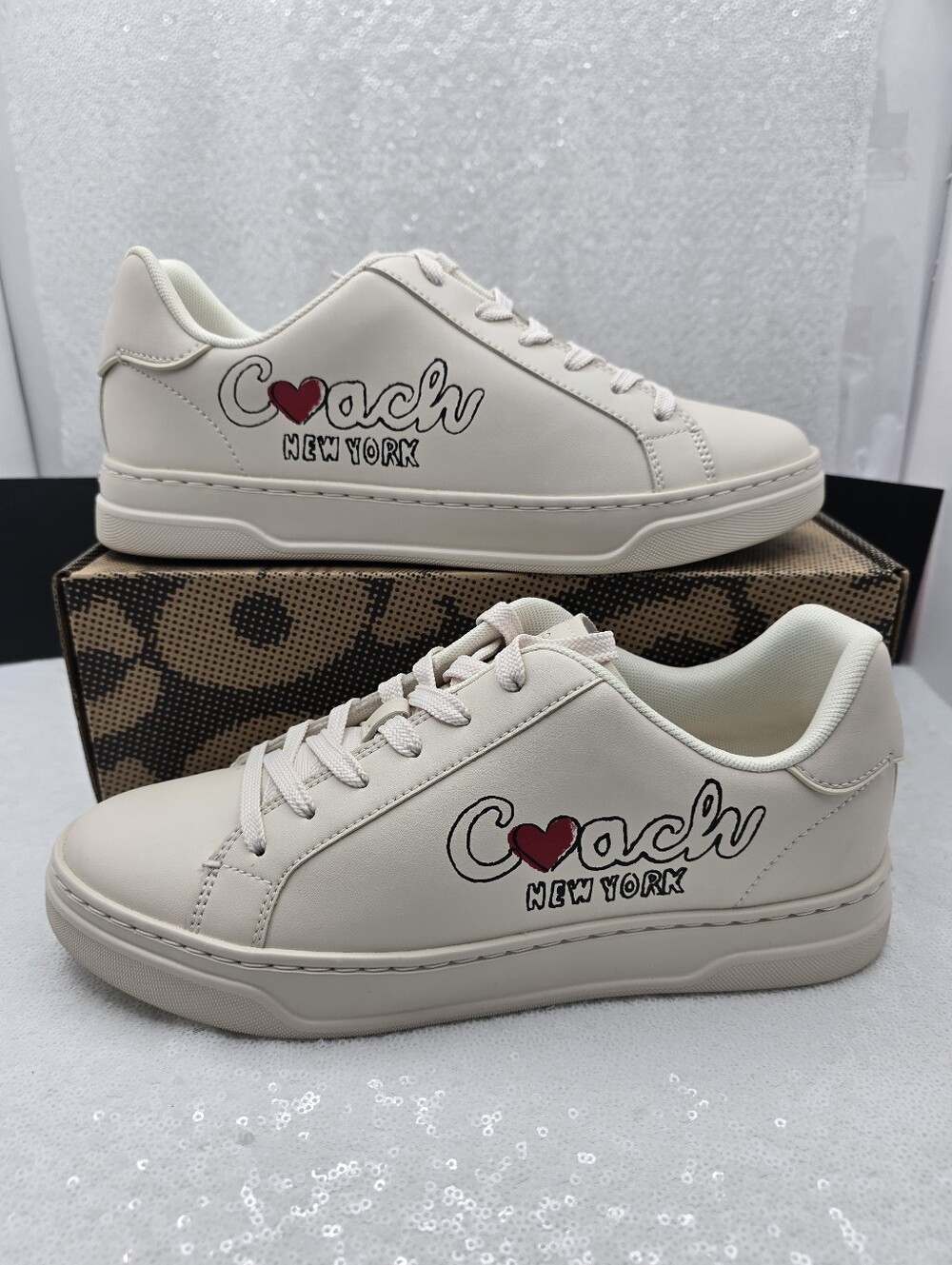 Coach High Line Leather Sneaker w/ Printed Coach Signature & Heart Women's 9.5